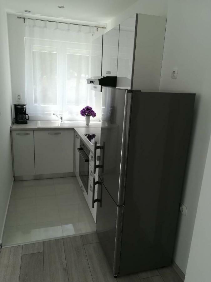 Apartments Brodarica Brodarica  Extérieur photo