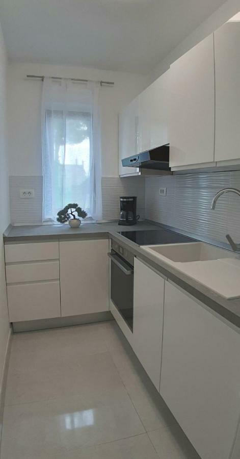 Apartments Brodarica Brodarica  Extérieur photo